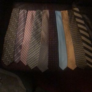 $600 worth of ties. 10 total, like new & no stains